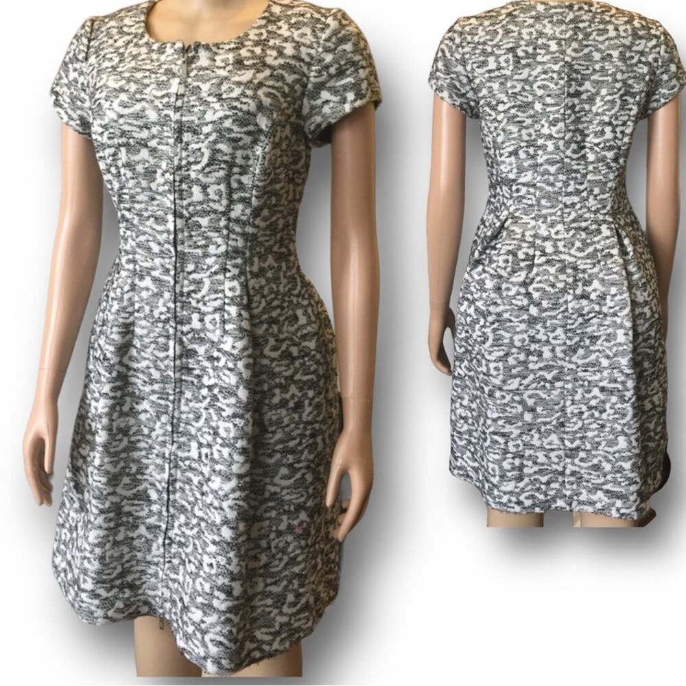 Eliza J Zip Front Leopard Knit Jacquard Fit & Flare Dress With Pockets Size: 4